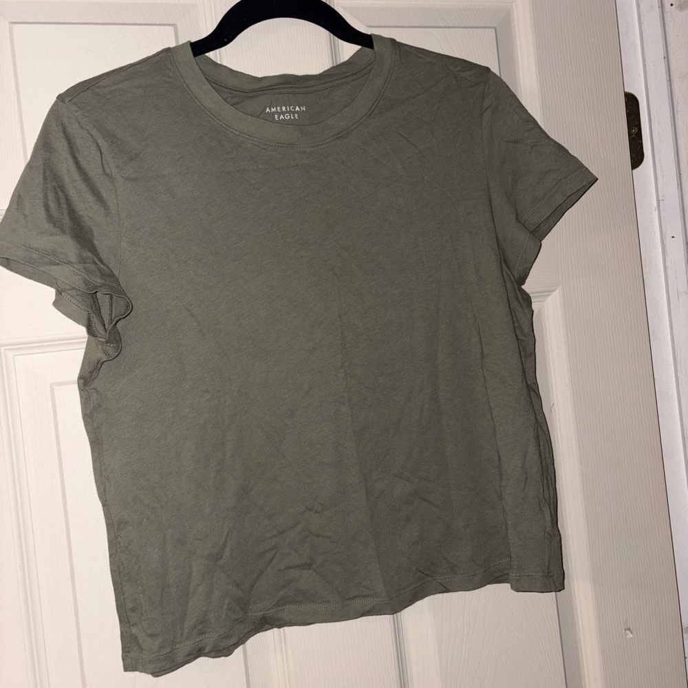 American Eagle Outfitters Sage Green Short Sleeve Tee